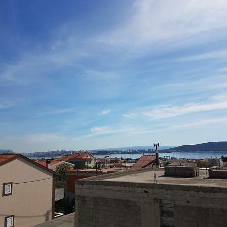 Apartment Dijana Kaštela 外观 照片