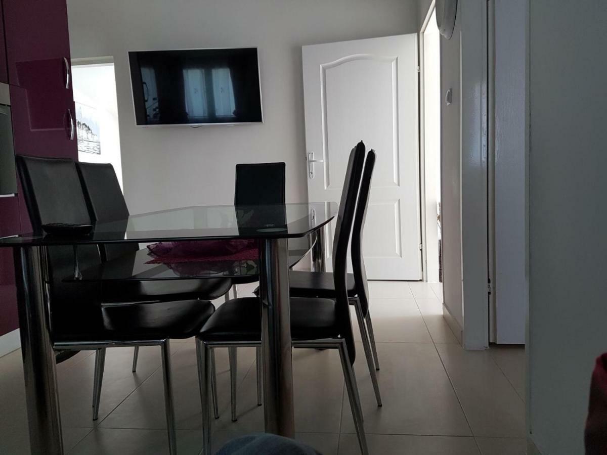 Apartment Dijana Kaštela 外观 照片