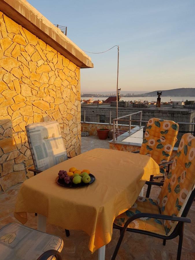 Apartment Dijana Kaštela 外观 照片