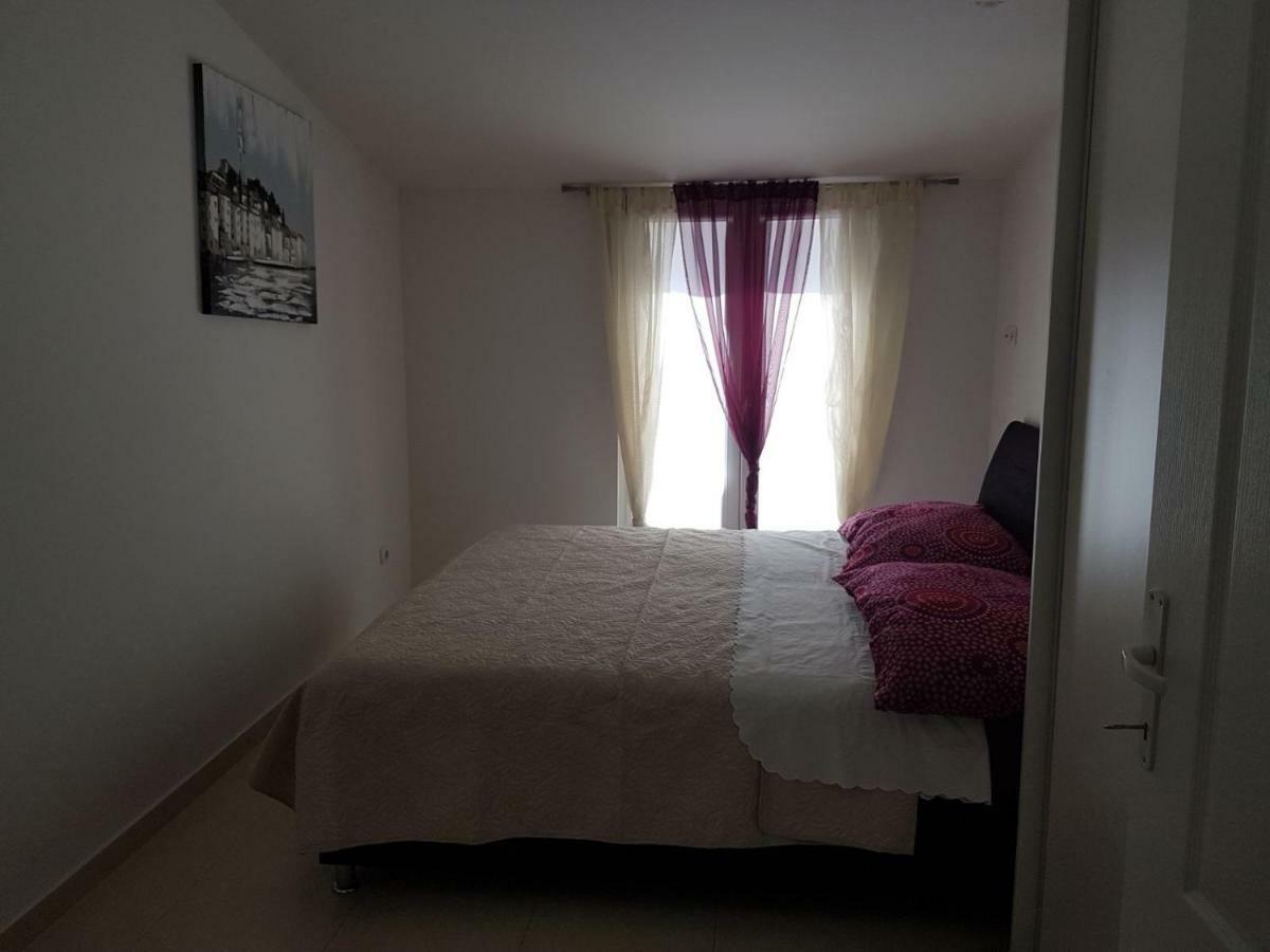 Apartment Dijana Kaštela 外观 照片